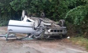 Teška nesreća: Djevojka automobilom sletjela s kolovoza, hitno prevezena u bolnicu