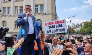 Blokirao glavnu ulicu u Banjaluci: Đajić Stanivukoviću dao rok FOTO/VIDEO