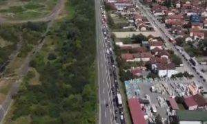Kilometarske kolone: Saobraćajni kolaps zbog teškog udesa kod Banjaluke VIDEO