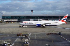 Drama na aerodromu: Dva aviona se sudarila na pisti VIDEO
