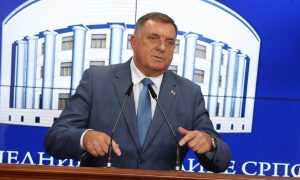 Dodik poručio opoziciji: Stanimo iza koncepta jake Srpske, Šmit nije važan