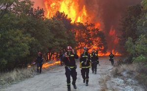 Srpski vatrogasci cijeli dan se borili sa vatrenom stihijom u Grčkoj