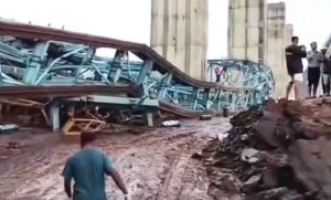 Poginulo 26 radnika! Raste broj žrtava nakon rušenja željezničkog mosta