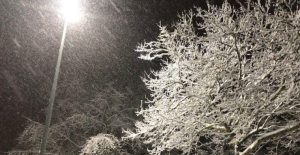Snijeg zabijelio Austriju: Na zapadu zemlje obavezni lanci
