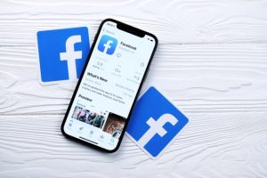 Facebook korisnici sada legalno mogu da imaju više ličnih profila