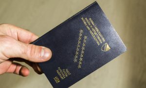 Taksa za ispis 800 KM: BiH pasoša odreklo se 100.000 ljudi