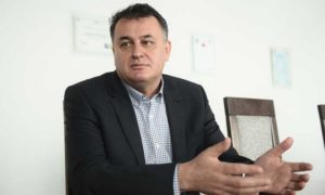 Golijanin izvučen iz provalije: Poznato zdravstveno stanje direktora KPZ Foča