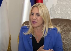 Cvijanovićeva čestitala Božić: U svim domovima spokoj