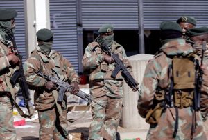 Pucnjava u Južnoj Africi: Ubijeno 18 osoba u razmjeni vatre sa policijom
