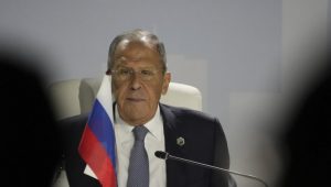 Lavrov poručio: Zapad sa manijakalnom upornošću podstiče Ukrajinu na sukob sa Rusijom