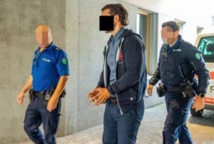 Plastičnim pištoljem koji je kupio u BiH opljačkao tri banke u Švajcarskoj
