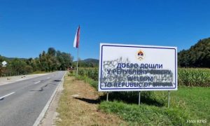 Kod Novog Grada: Pošarana tabla sa natpisom “Dobrodošli u Republiku Srpsku”