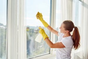 Trik za čišćenje prozora: Nisu ga znale ni najiskusnije domaćice