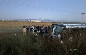 Težak udes srpskog autobusa u Grčkoj: Najmanje tri osobe poginule, 40 putnika povrijeđeno FOTO