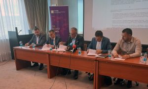 Poslodavci i sindikalci potpisali sporazum: Predstavili 11 mjera “Za budućnost Srpske”