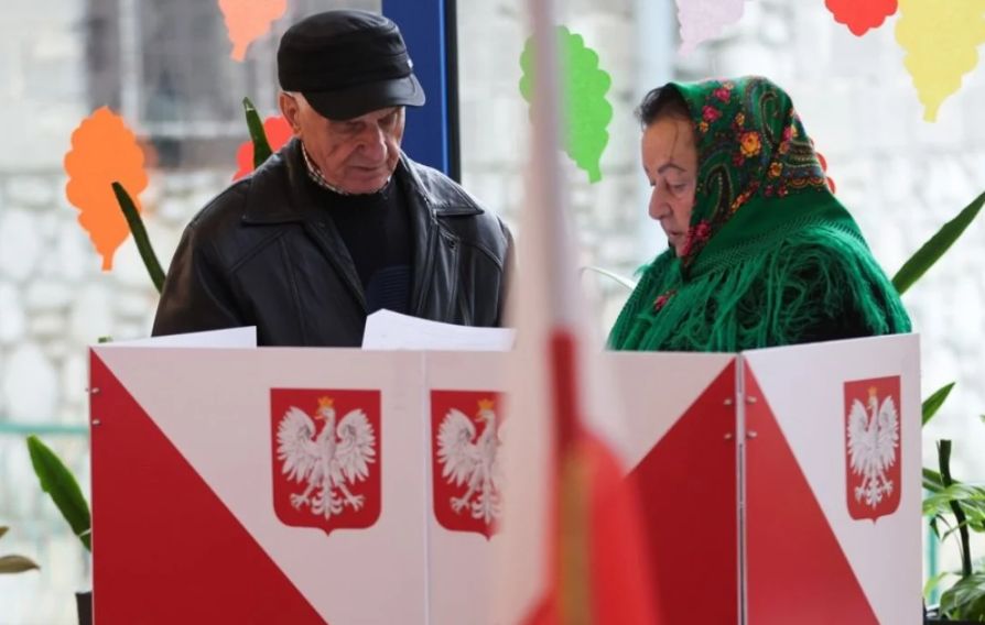 Prvi rezultati izbora u Poljskoj: Stranka Pravo i pravda u vođstvu, ali opozicija može da formira koaliciju
