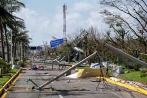 Uragan “Otis” razorio Akapulko: Broj poginulih porastao na 48