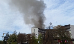Drama u centru Banjaluke! Dim kulja između “Bosne” i “Еlektrokrajine”, stigli vatrogasci VIDEO