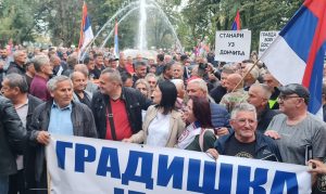 Skup na Trgu Krajine: Dončić na protestu prozvao vlast, ali i opozicione lidere