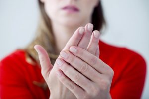 Ruke kao detektor za stanje zdravlja: Šta nam govore promjene na njima