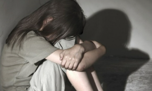 Majka vidjela jezive snimke zlostavljanja: Djevojčicu mjesecima silovao tinejdžer