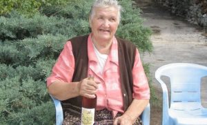 U Trebinju zavladali muk i tišina: Preminula baka Olga, tvorac čuvene babine rakije