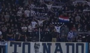 Zadar ne može bez skandala: Navijači istakli zastavu NDH na utakmici protiv Zvezde