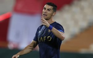 Pobjesnio zbog odluke: Ronaldo tražio da se zamijeni sudija VIDEO