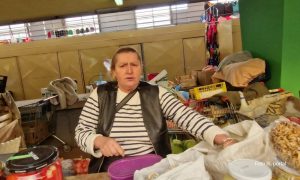 Zašto je pusta banjalučka Tržnica? Zora: “Skupo, skupo, a 300 evra za ćuku” FOTO/VIDEO