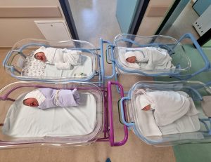 Porodilišta ispunjena srećom i radošću: U Srpskoj rođene još 23 bebe