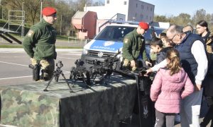 Dan otvorenih vrata: Banjalučki mališani se upoznali o radu policije FOTO