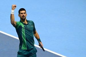 Nek’ se zna ko je najbolji svih vremena: Novak preko Alkaraza do finala Završnog mastersa