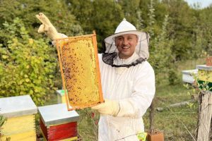 Gavrić posjeduje sertifikat: Kavalitetan organski med može se utvrditi samo hemijskom analizom