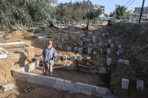 Ispovijest grobara u Gazi: Ne mogu da spavam zbog velikog broja dječijih leševa koje sam vidio