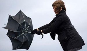 Na snazi žuti meteoalarm: Upozorenje zbog jakih udara vjetra