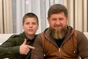 Čečenski zvaničnik potvrdio: Sin Kadirova (16) imenovan za posmatrača streljačkog bataljona