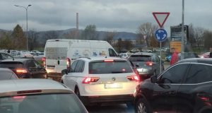 Saobraćajni kolaps u Banjaluci: “Crni petak” krivac za dva sudara kod Delte