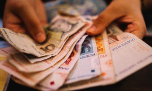 HNB saopštila: Rok za zamjenu kuna u evre ističe 1. januar naredne godine