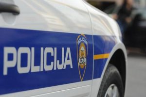 Zadarska policija privela dvije osobe zbog napada na Zvezdinu delegaciju