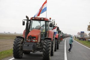 Hrvatski uzgajivači 11 dana protestuju: Svinjokolj i trgovina zdravih svinja zahtjev od kojeg ne odustaju