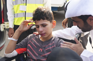 Potresne scene! Prvi avion sa ranjenom palestinskom djecom stigao u UAE