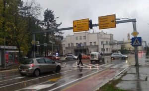 Vozačima i pješacima se savjetuje oprez: Ne radi semafor kod Narodnog pozorišta