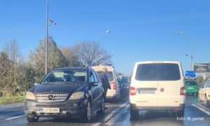 Saobraćajka u Banjaluci: Gužva zbog sudara vozila Hitne pomoći i automobila VIDEO
