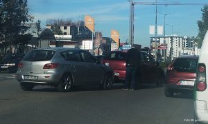 Nije lako ni početnicima: Sudar sa vozilom auto škole u Banjaluci FOTO