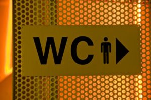 Cifra izazvala haos na internetu: Evo gdje za toalet morate dati pet evra