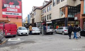 Umjesto pješačke zone u centru Banjaluke: Gajeva ovih dana postala parking FOTO/VIDEO