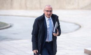 Ministar se pravdao: Grlić Radman kažnjen zbog prikrivanja milionskih uplata