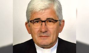 Poznat po jasnim političkim porukama: Ko je Željko Majić, novi banjalučki biskup
