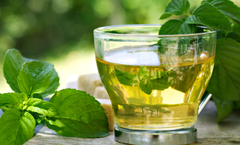 Može biti opasan po jetru i pluća: Sa tržišta se povlači čaj od mente