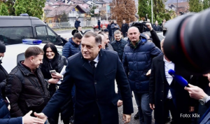 Dodik u pratnji advokata: Predsjednik Srpske stigao u Sud BiH